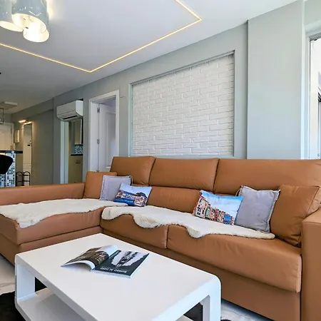 Appartement Cornelia Sea View *