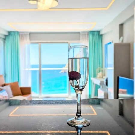 Cornelia Sea View Lägenhet Benidorm